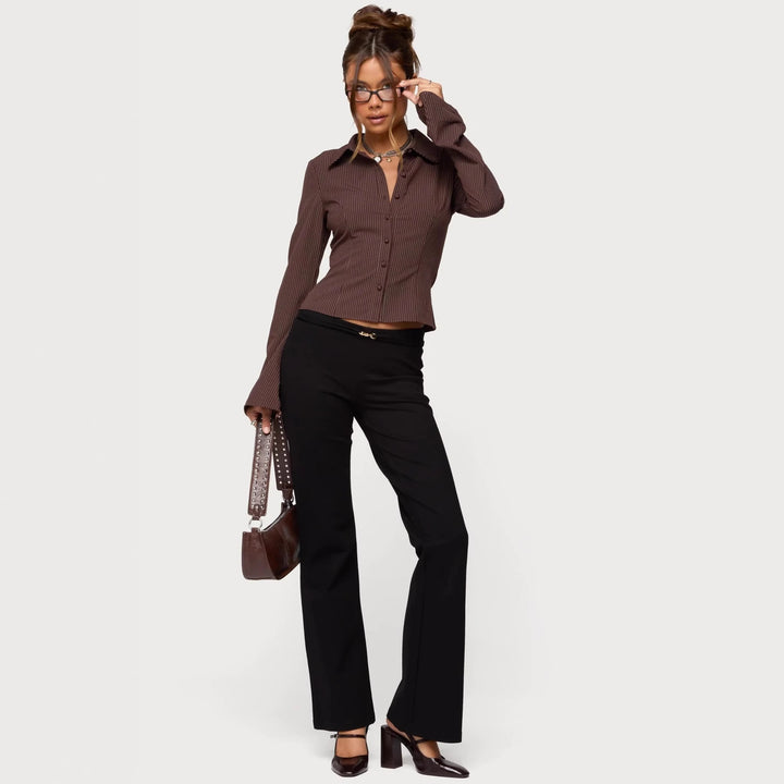 Dame Rib-Optik Bluse med elegant krave og smal pasform Skovae