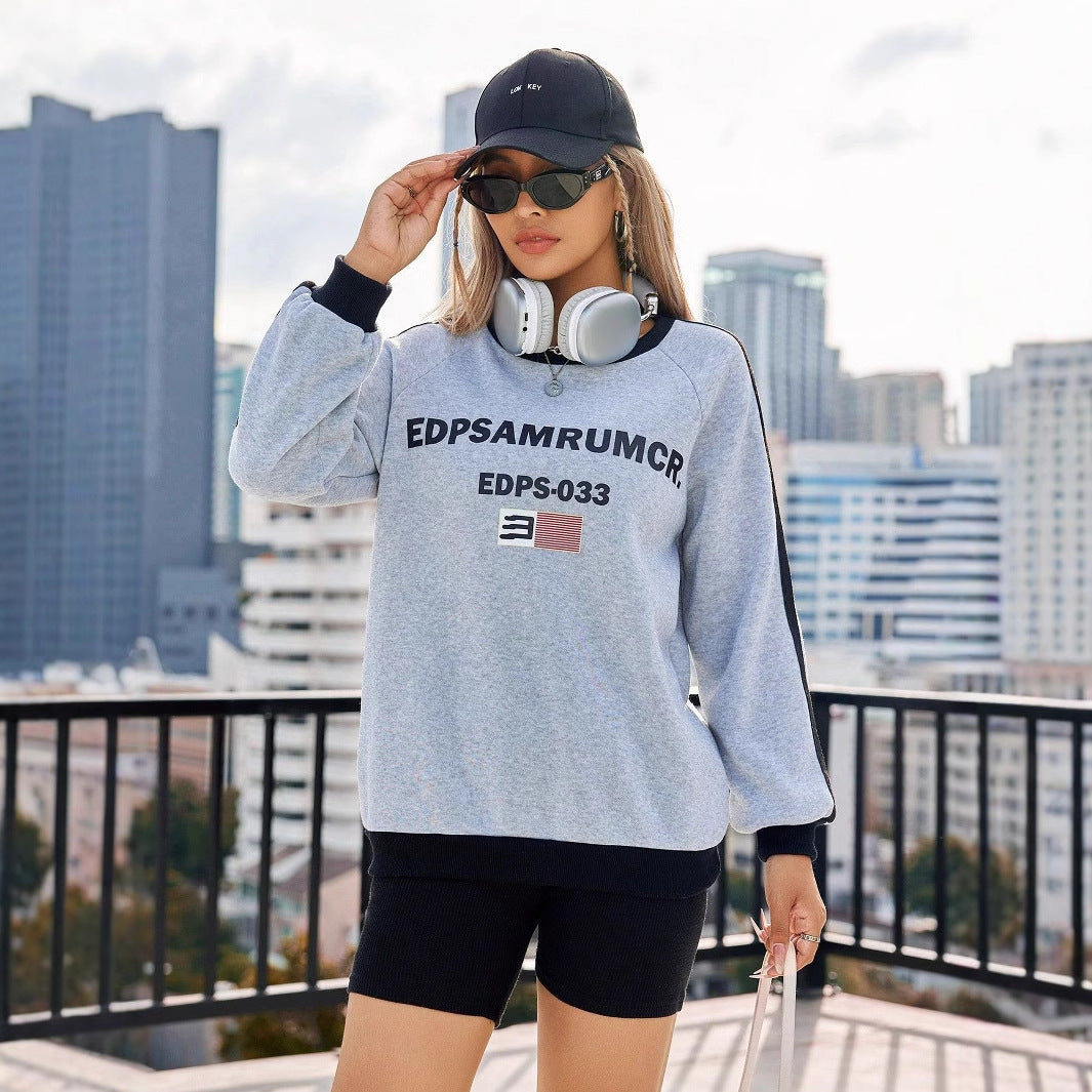 Kvinders afslappede sweatshirt med grafisk print og kontrasterende ærmer Stilla