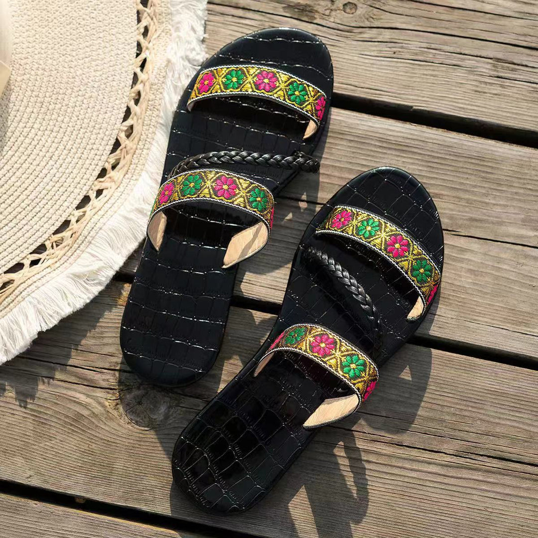 Dame sandaler med kunstnerisk broderi og flettede stropper Stilla