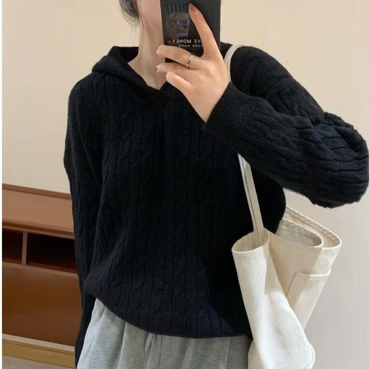 Dame chunky strikket sweater med hætte og strukturerede ribdetaljer Stilla