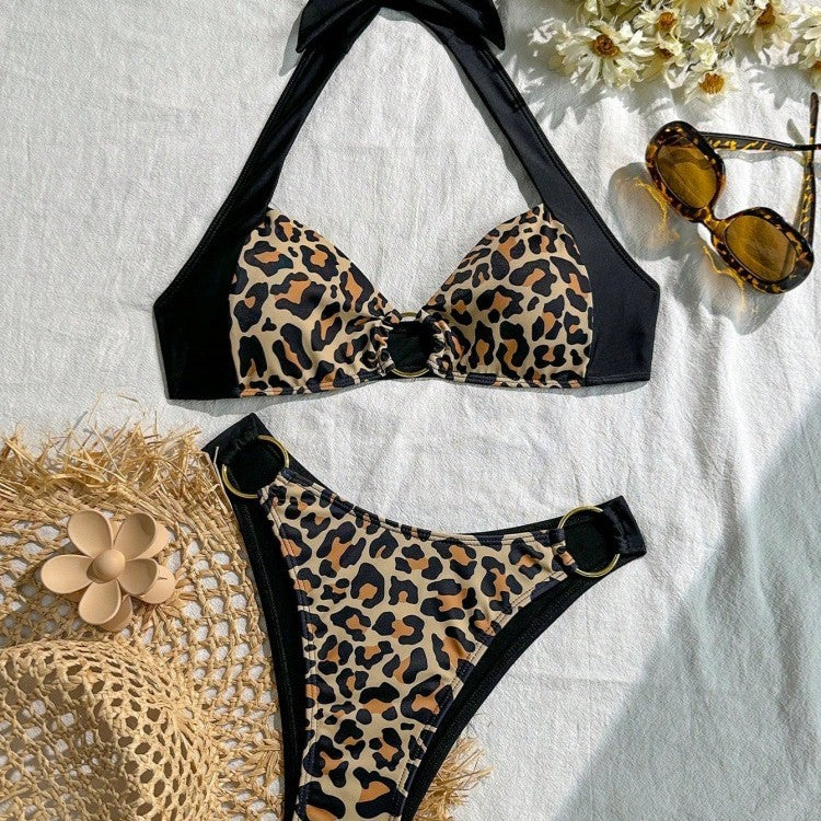 Dame Bikinisæt med stilfuldt leopardmønster og justerbart stropperystem Skovae