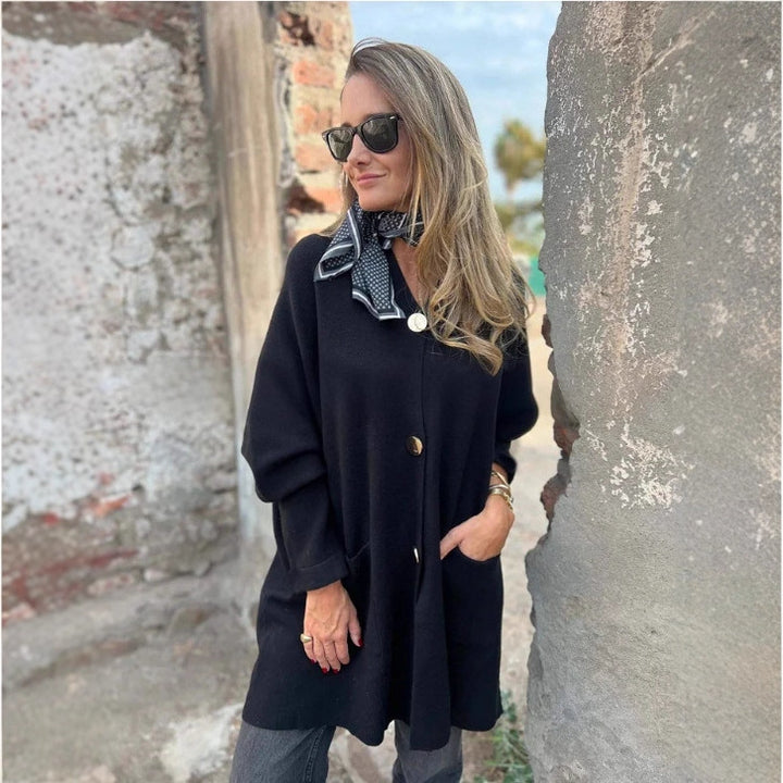 Dame cardigan med praktiske lommer og elegant knapdetalje Stilla