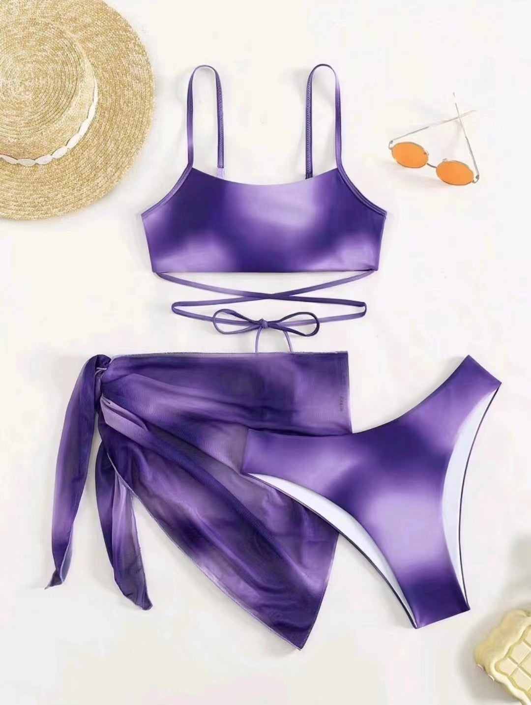 Dame bikini-sæt med innovativt indpakningsskørt og trendy crop-top Stilla