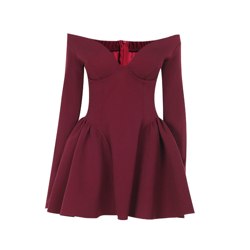 Dame elegant off-shoulder minikjole med bred nederdel Skovae