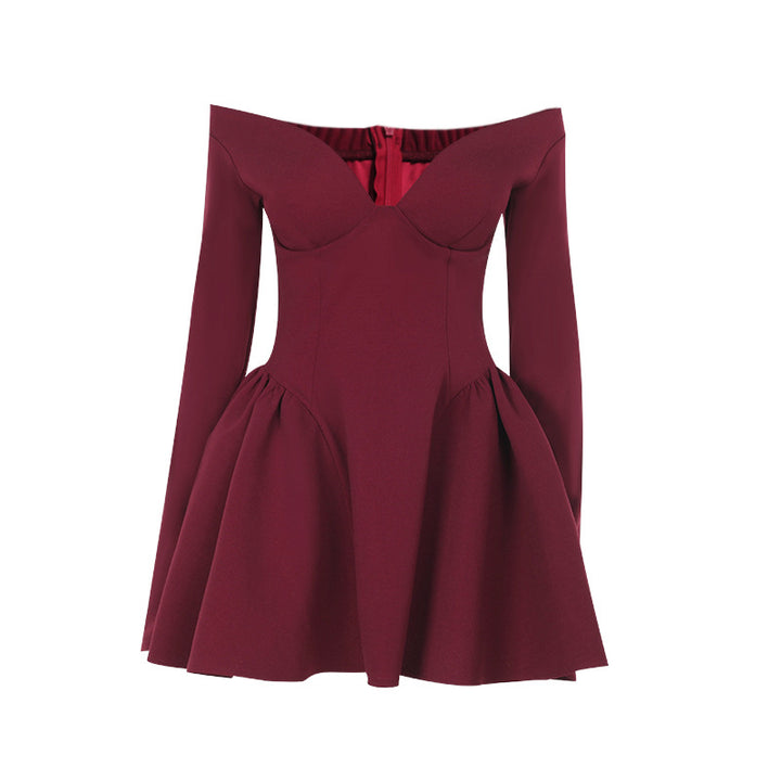 Dame elegant off-shoulder minikjole med bred nederdel Skovae