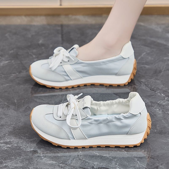 Femme Letvægts Løbesneaker med strækbart Design Stilla