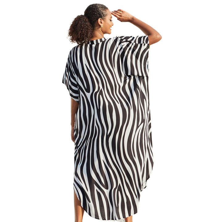 Dame Kaftan-kjole med moderne batikdesign og vidt skårne ærmer Stilla