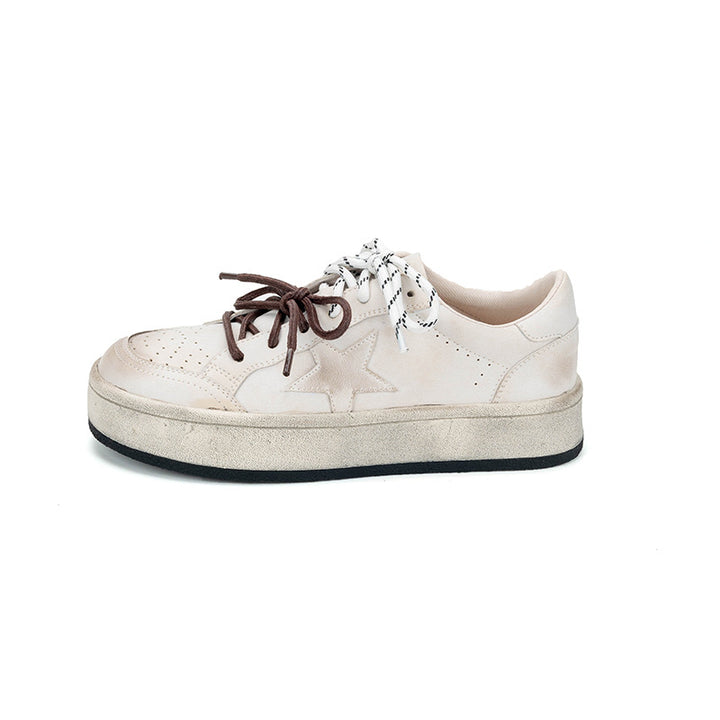Dame sneakers i elegant retro-look med polstret indersål og unikt stjernedesign Stilla