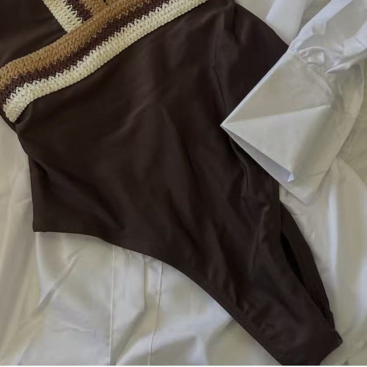 Dame Elegant Éntpiece badedragt med raffinerede farvedetaljer Skovae