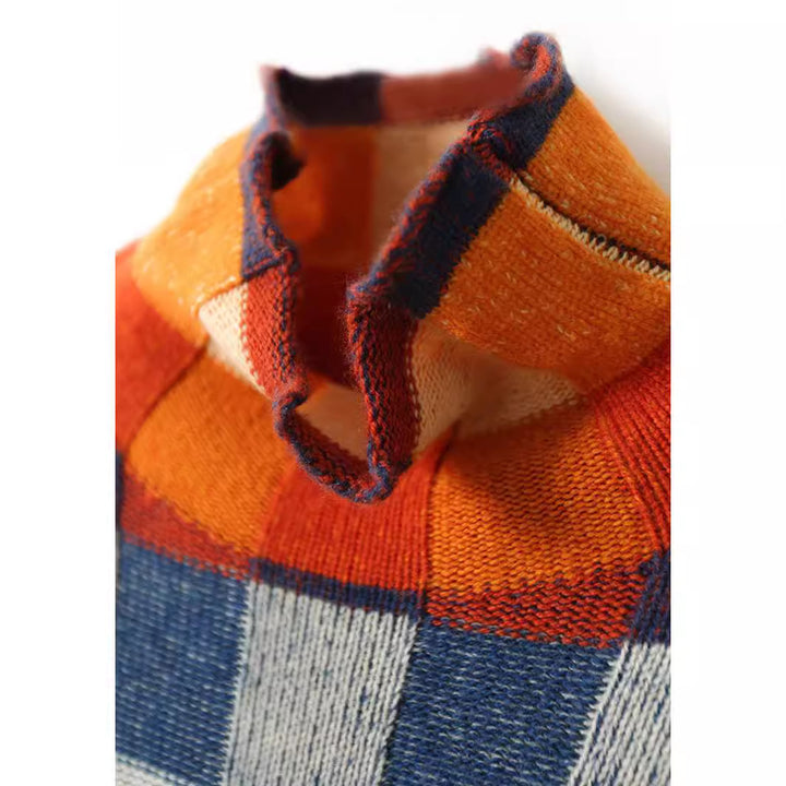 Kvindernes farverige ternede sweater med høj krave og blødt strik Stilla