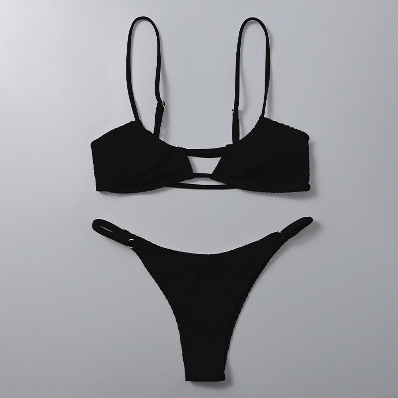 Dame triangel-bikini med innovativt snit og moderne bindebånd Skovae