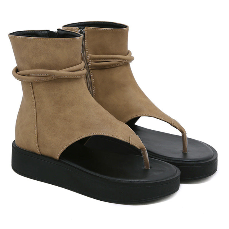 Dame Plateau-sandaler med moderne toe-divider og stilfuldt plisseret design Stilla