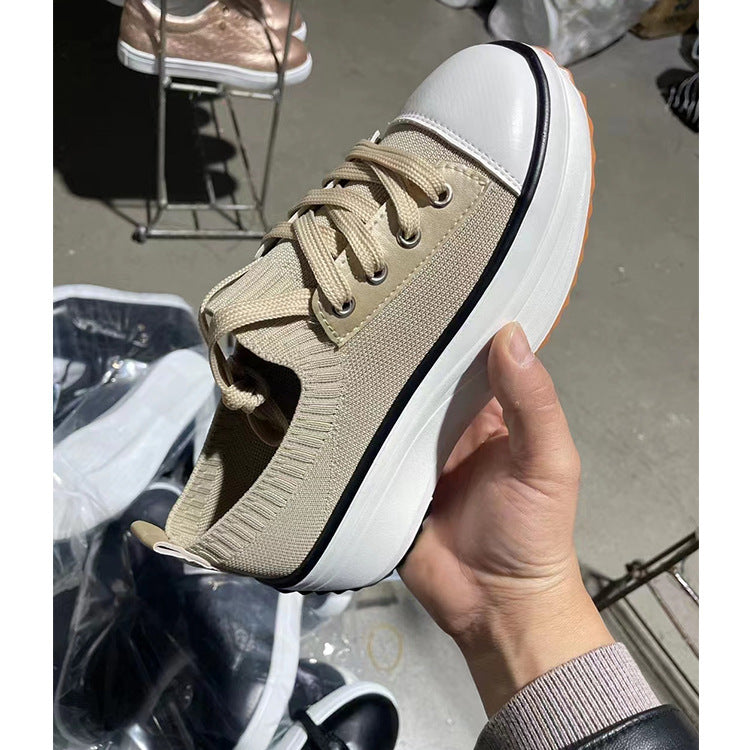 Dame Sneakers med moderigtig plateau og åndbar struktur Stilla