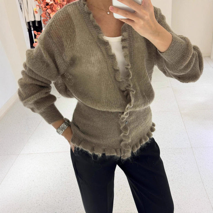 Kvinders cardigan med legende flæse design Stilla