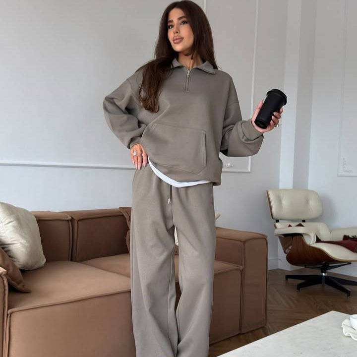 Kvinders sporty pullover med halvlukning og brede bukser Skovae