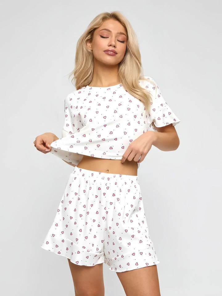 Dame pyjamasæt med legende hjerte design og løse shorts Stilla