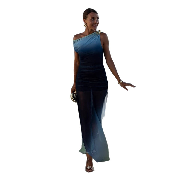 Dame maxikjole med asymmetrisk snit og elegant chiffon-finish Stilla
