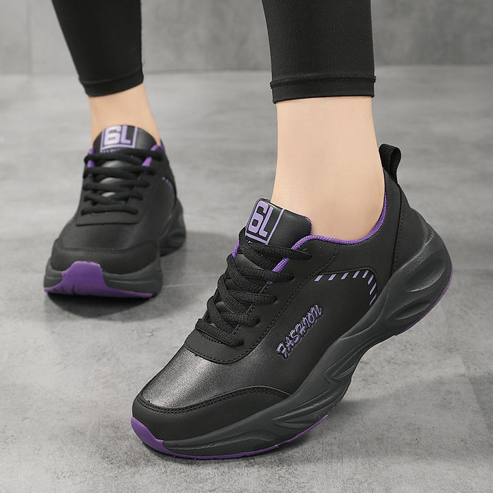 Dame nan voluminøse sneakers med polstret krave og stødabsorberende sål Skovae