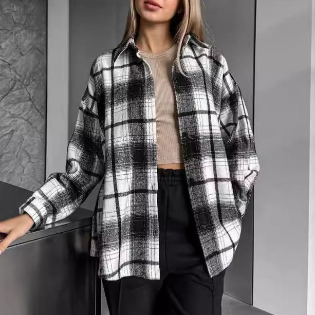 Dame rutet bluse i afslappet oversized snit med hochwertige materialer Stilla