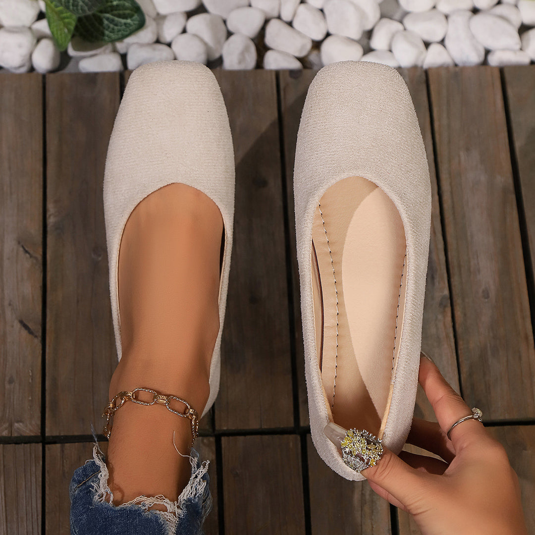 Dame nan elegante flade slip-on ballerina med firkantet tåparti polstret komfortsål og velourlook Skovae