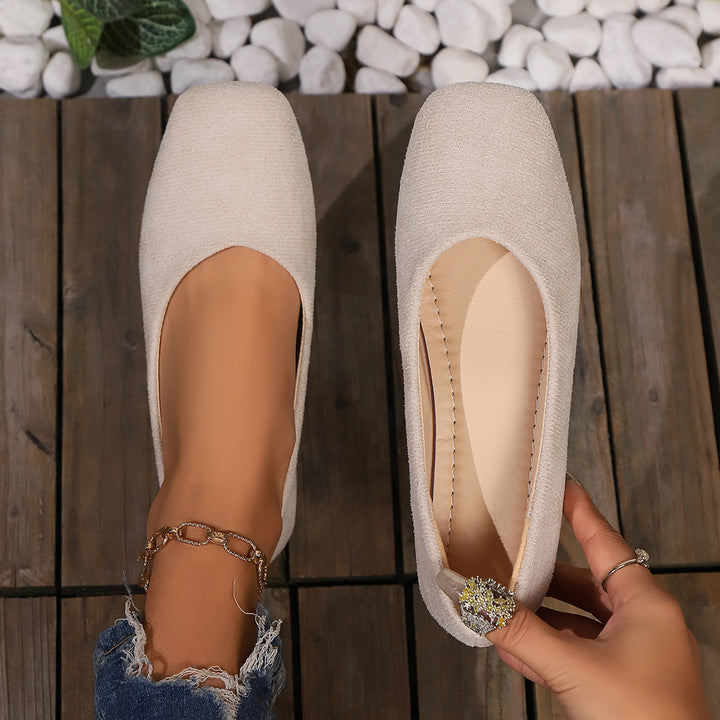 Dame nan elegante flade slip-on ballerina med firkantet tåparti polstret komfortsål og velourlook Skovae
