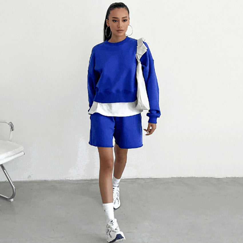Dame sæt bestående af kortærmet sweatshirt og sporty bukser Stilla