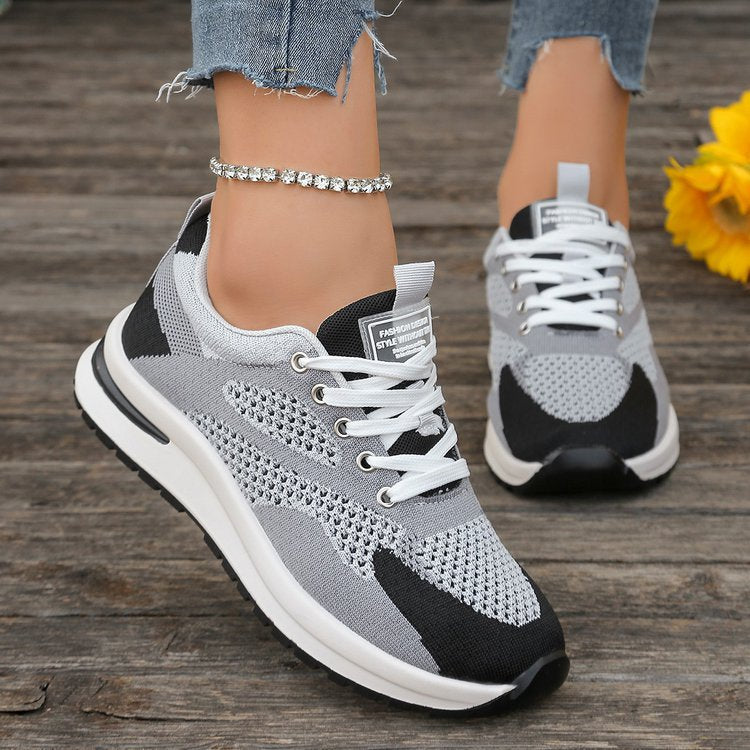 Dame Sporty Sneakers med åndbar mesh-overflade og skridsikker sål Stilla