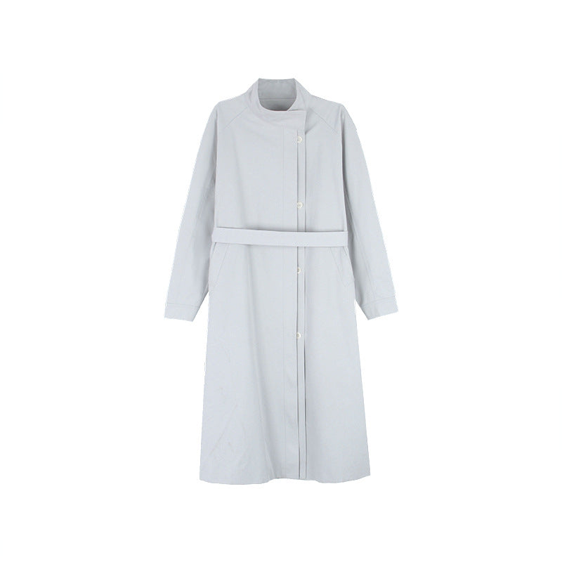 Dame modische trenchcoat med minimalistisk design og praktiske lommer Stilla