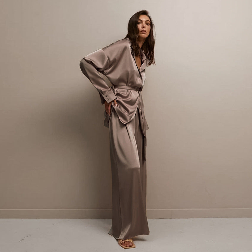 Dame Satin Pyjamas Sæt med elegante knapdetaljer og komfortabel pasform Stilla