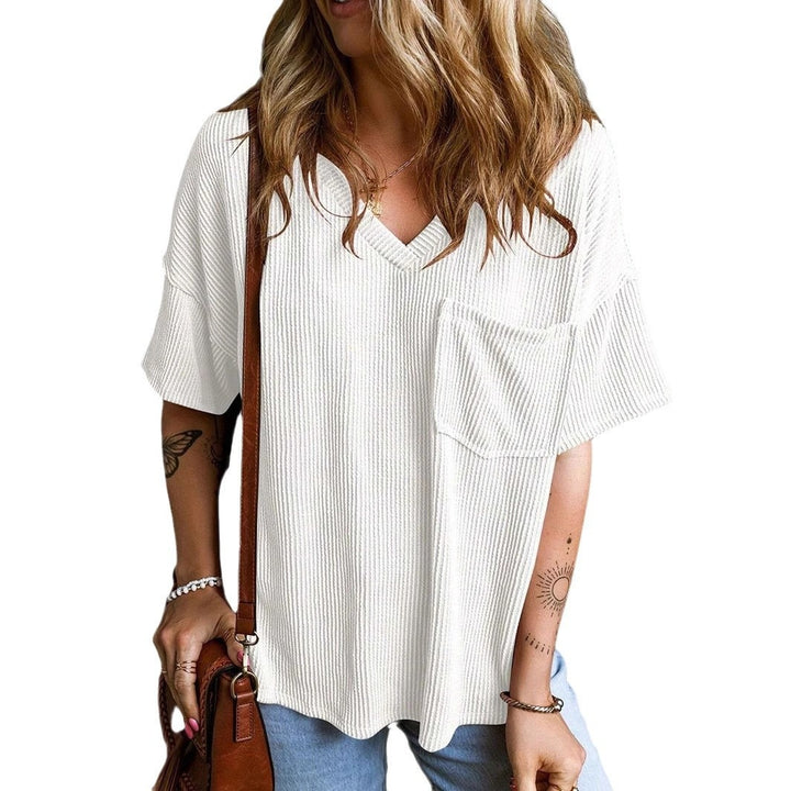 Dame Oversized T-shirt med V-hals og brystlomme Stilla