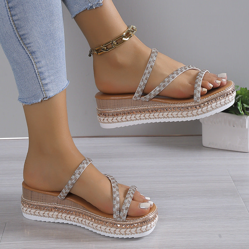 Dame Wedge-sandaler med flettet design og skridsikker sål Stilla