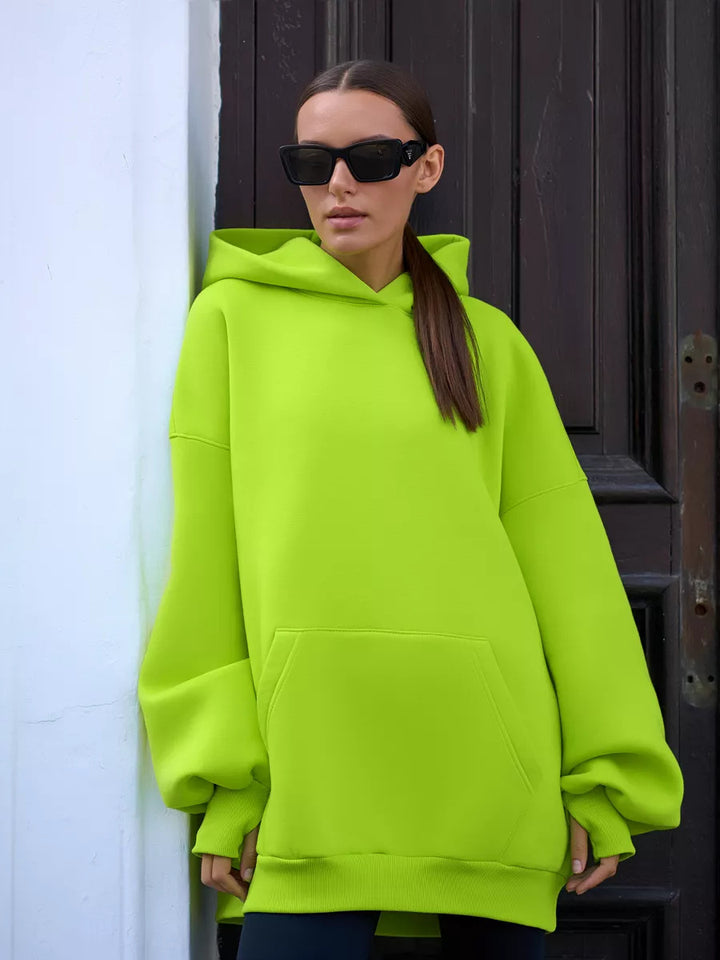 Kvinders oversized hoodie med voluminøse ærmer og integreret kængurulomme Skovae