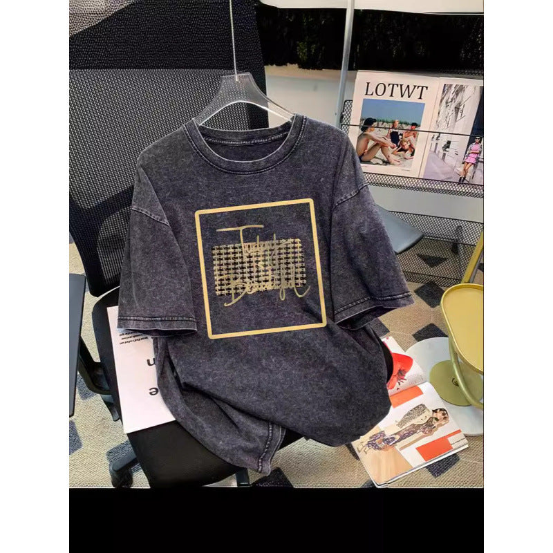 Dame grafik T-shirt med moderne skrift Stilla