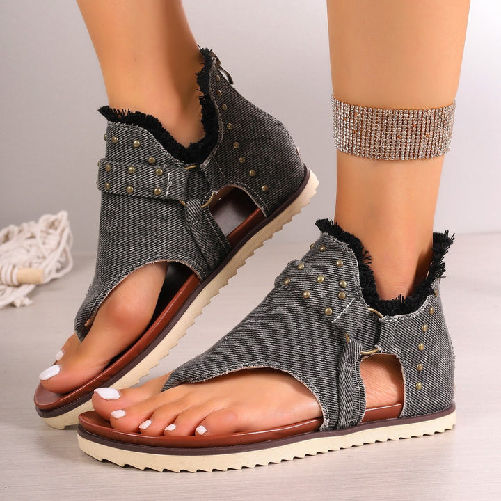 Dame nan Jeans-Bootie-Tåsandal med blødt skaftfoder, nitter og profileret gummisål Skovae