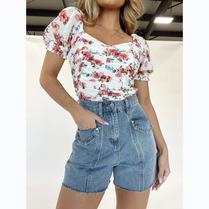 Dame kortjeans med højt talje og dekorativt blomsterdesign Stilla