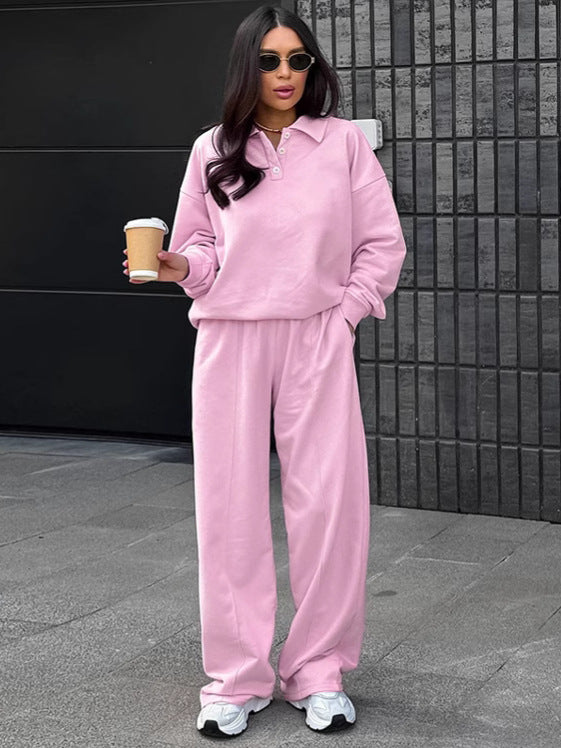 Dame behageligt loungewear-sæt med løstsiddende snit og elegant krave Stilla