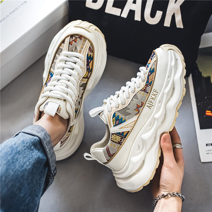 Femme Etisk inspirerede polstrede sneakers Stilla