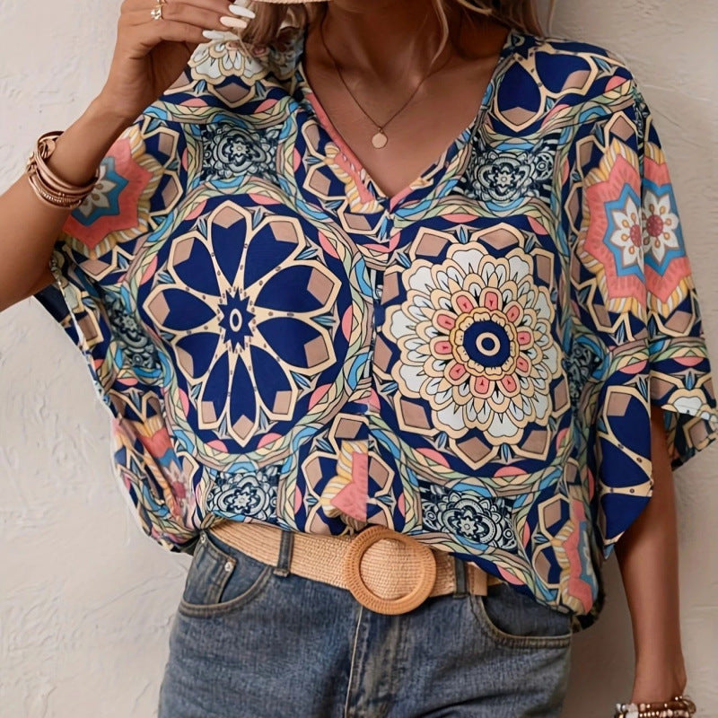 Dame Oversized Bluse med kontrastfyldt blomsterprint Skovae