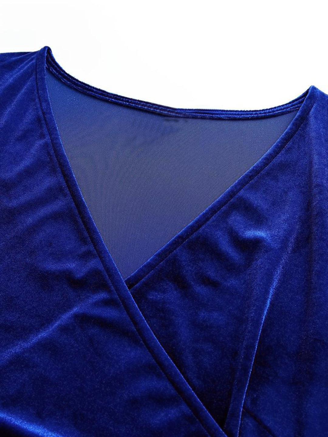 Dame indpakningsbluse med glamourøse rynker og elegante knapdetaljer Stilla