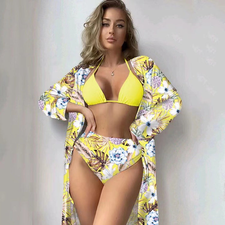 Dame bikini sæt med blomster kaftan og højt skåret trusse Stilla