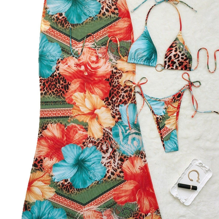 Dame bikini-sæt med blomstret design og forførende detalje Stilla