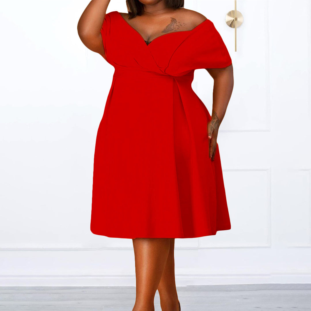 Dame Off-Shoulder Cocktailkjole med elegant indpakningsdesign Stilla