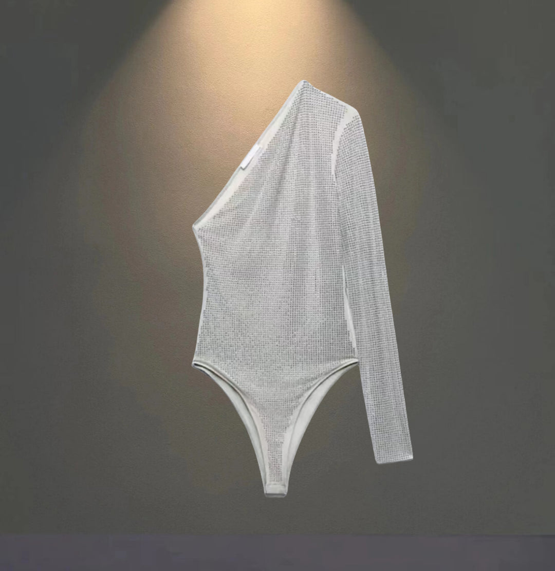 Dame Glitrende Langærmet Bodysuit med asymmetrisk Snit og raffineret Netdesign Stilla