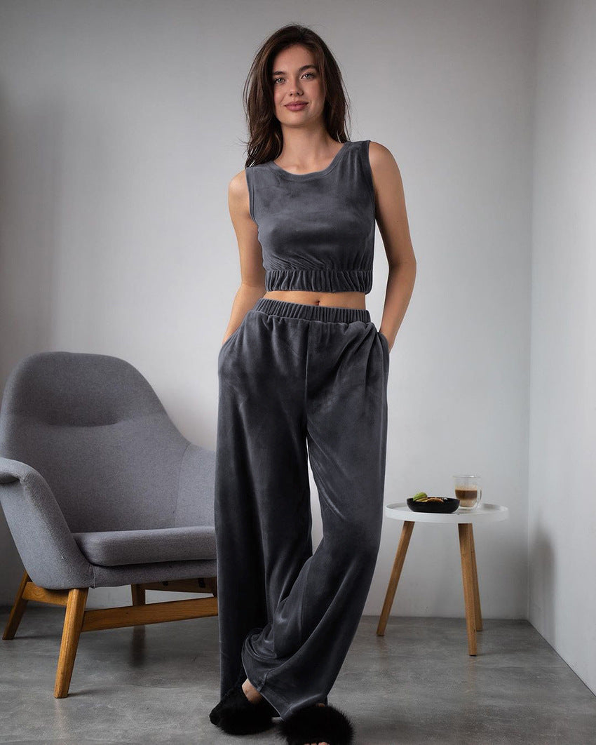 Dame Loungewear-sæt med elastisk talje og ærmeløs Crop-Top Stilla