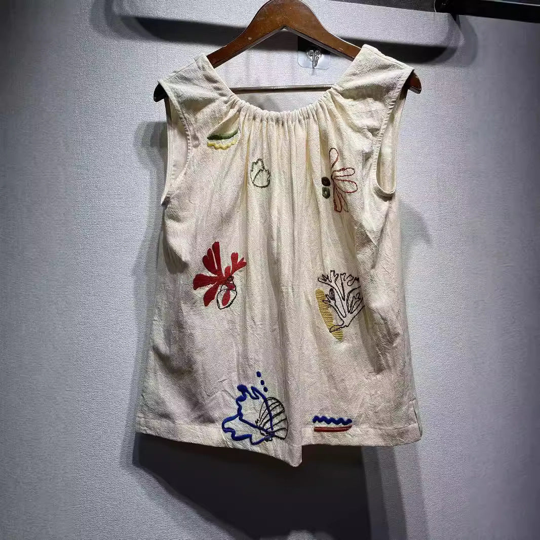 Dame knælang nederdel med kunstneriske broderier Stilla