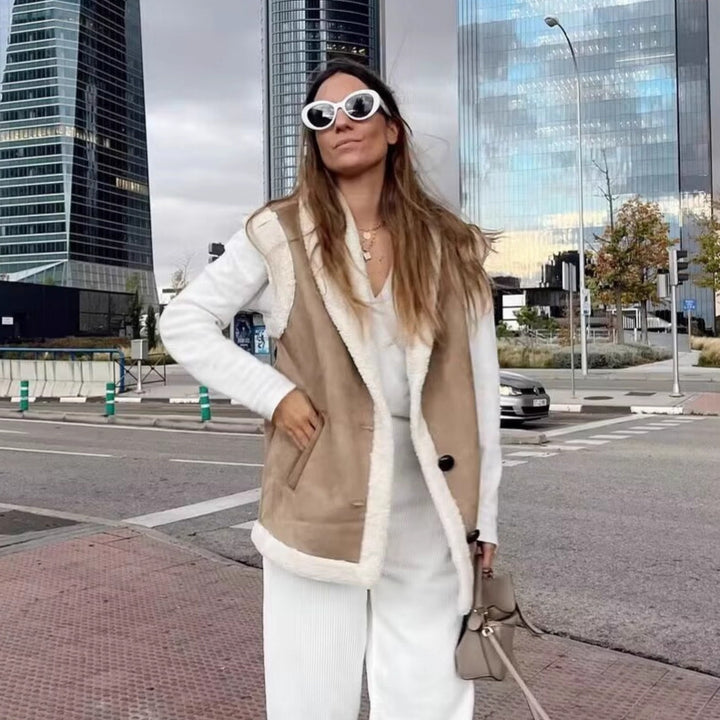 Dame foret vest Stilla