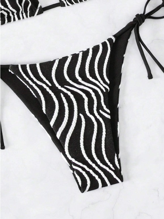 Dame triangel-bikini-sæt med legende bølgedesign og justerbare bindebånd Stilla