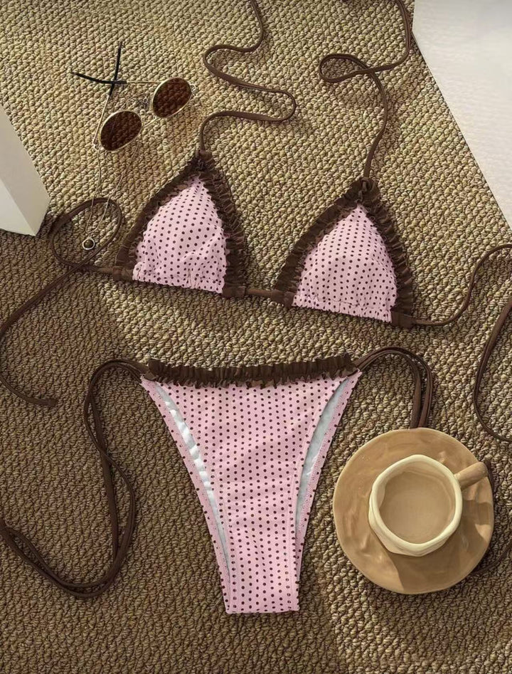 Dame Bikini-sæt med legende ternet mønster og charmerende flæsedetaljer Skovae