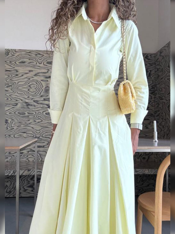 Dame Maxi-kjole med lagdelt design og elegante knapdetaljer Stilla