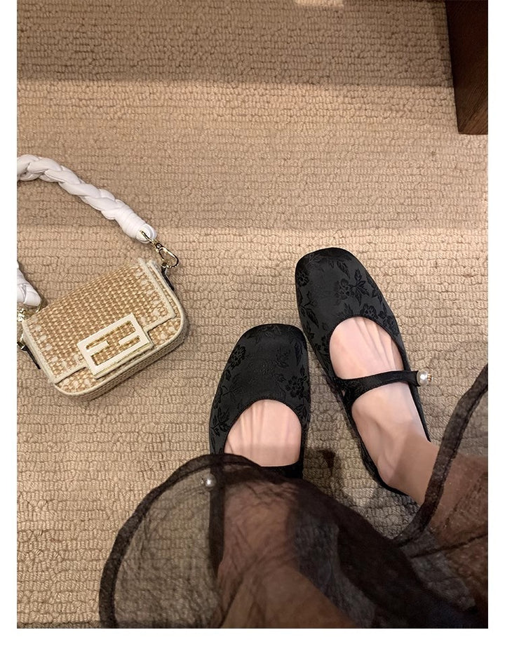 Dame ballerinas med florale jacquard-mønstre og komfortabel rem Stilla